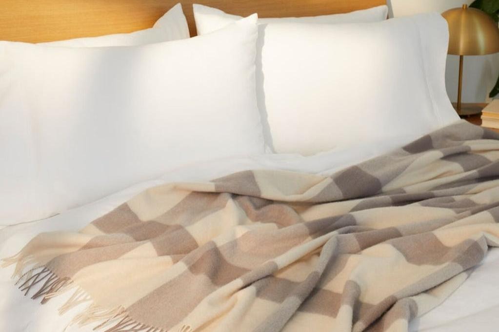 Bold Plaid Throw